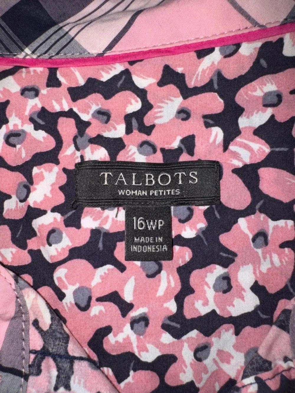 Talbots Women’s Petite Long Sleeve Pink Floral Button-Up Shirt Size 16WP - Picture 8 of 11